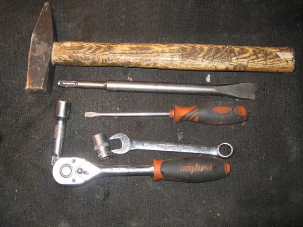 Инструменты для ремонта