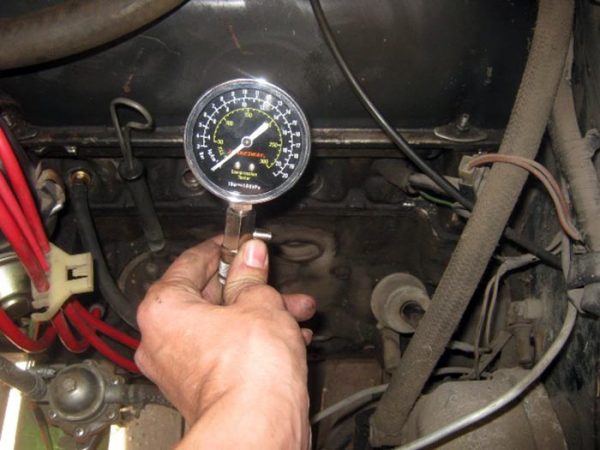 Как измерить компрессию двигателя ВАЗ 2101—2107