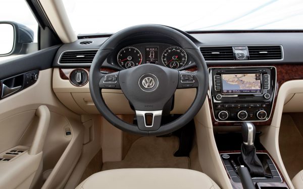 Интерьер VW Passat B7