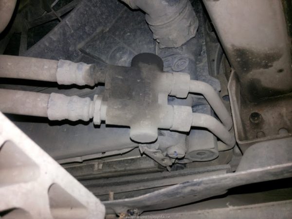 Термостат масляного радиатора АКПП VW Touareg